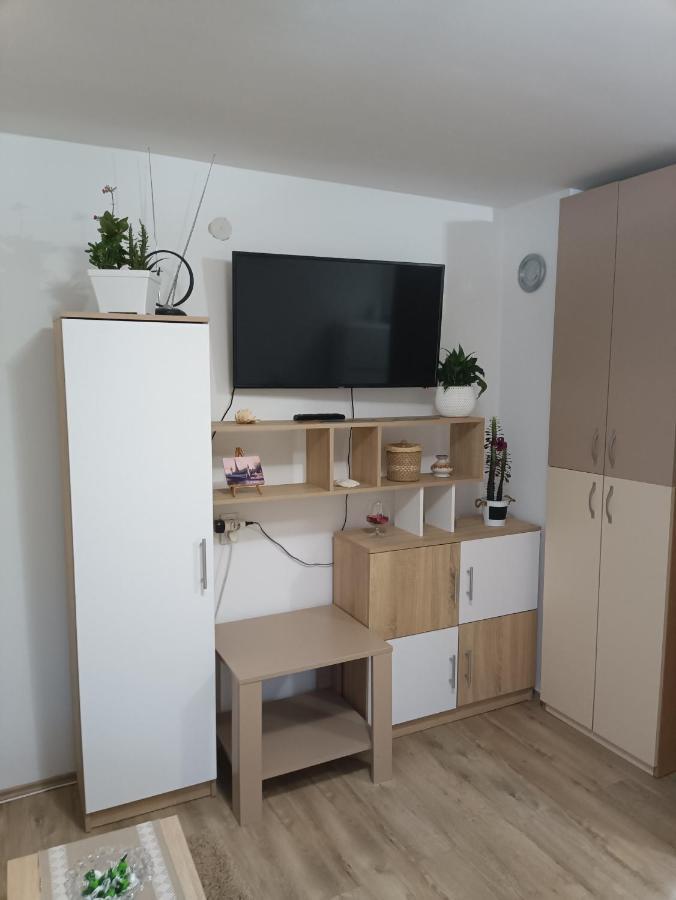 노비사드 M&V House 아파트 외부 사진